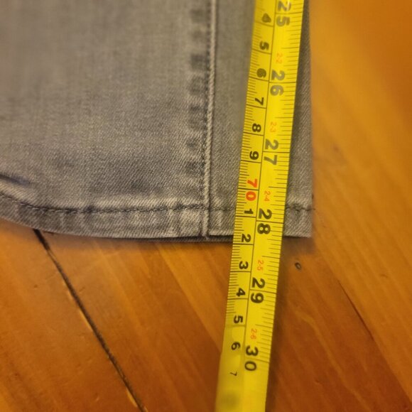 Levi's Women's Modern Rise Skinny Curve in Gray Denim - Size 27 - Picture 6 of 13